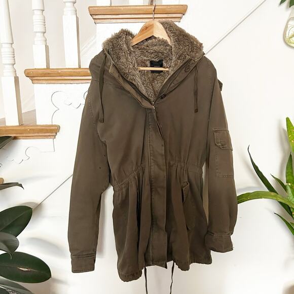 Forever 21 Brown Faux Fur Lined Hooded Parka Zip Front Cinch Waist Jacket Size M - Picture 1 of 10
